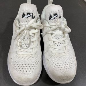APL (women’s) techloom pro size 6